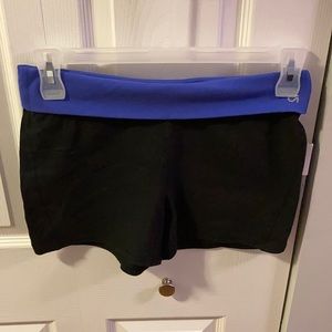 NWT! GapFit fold-down waist 4” workout shorts